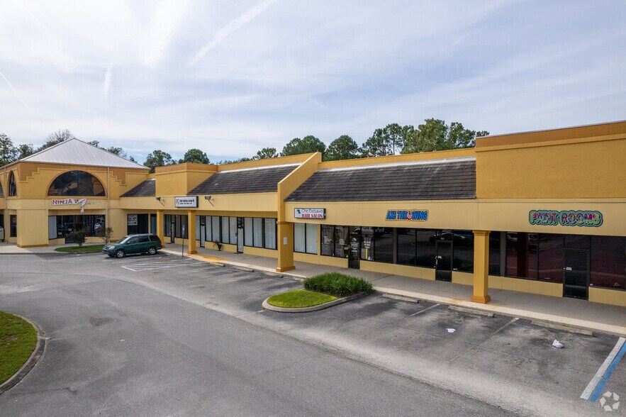 More Photos Of 1101 Blanding Blvd, Orange Park Storefront For Lease