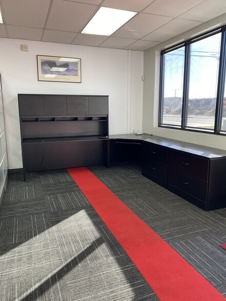 More Photos Of 7081 E 56th Ave, Commerce City Showroom For Lease
