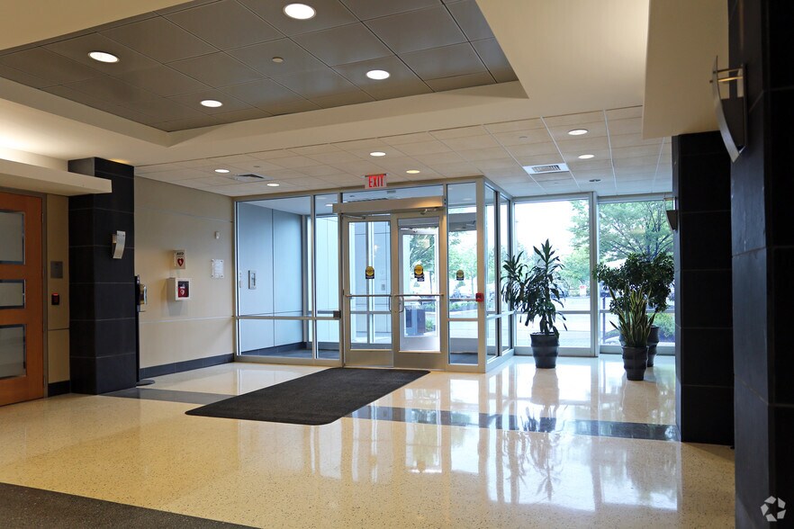 More Photos Of 350 Fellowship Rd, Mount Laurel Unknown For Lease