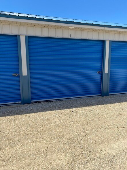 More Photos Of 28534 U.S. 18, Mc Gregor General Retail For Sale