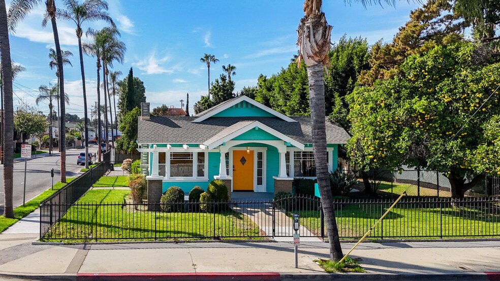 Primary Photo Of 1204 N Ross St, Santa Ana Office For Sale