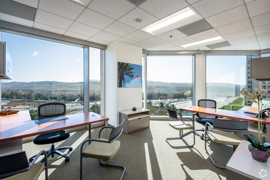 More Photos Of 100 Spectrum Center Dr, Irvine Coworking Space