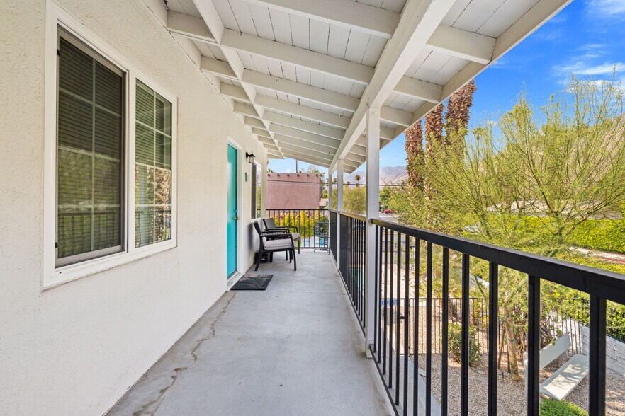 More Photos Of 1674 S Via Salida, Palm Springs Apartments For Sale