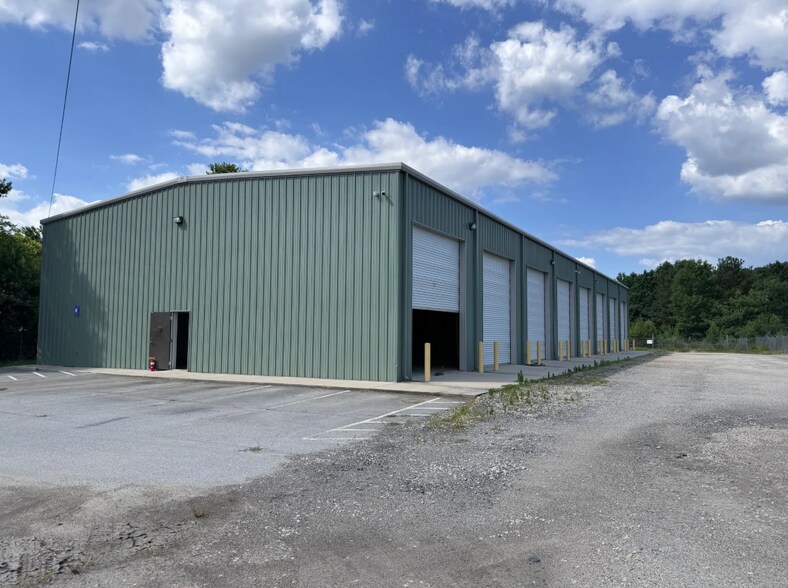 More Photos Of 1569 Fullenwider Rd, Gainesville Warehouse For Lease