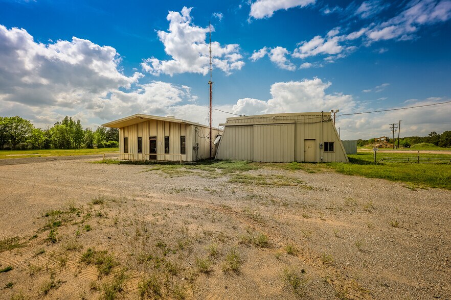More Photos Of 2617 US Highway 79 N, Carthage Industrial For Sale