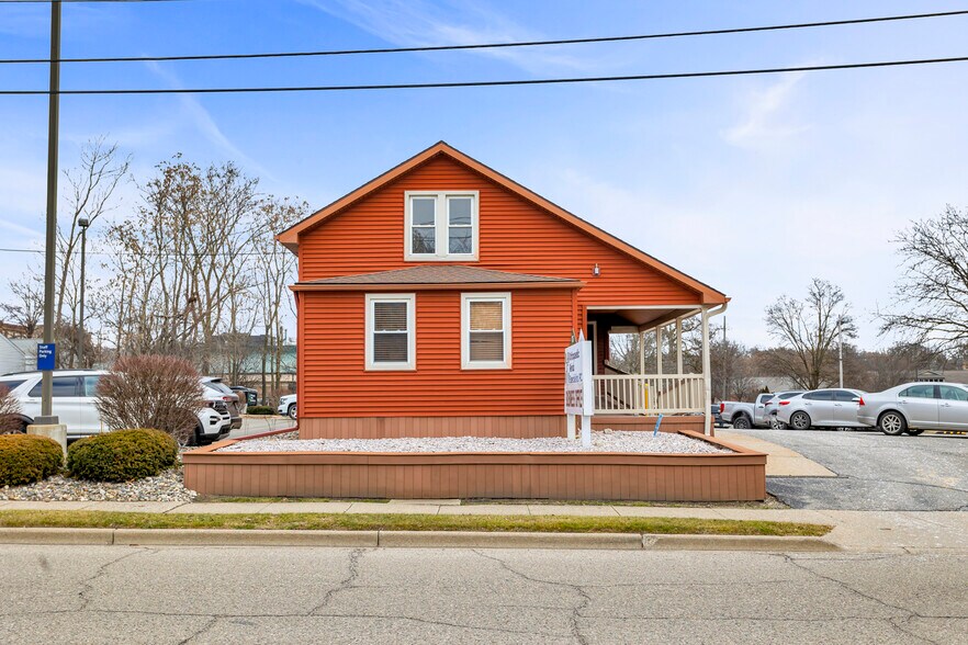 More Photos Of 113 S East Ave, Jackson Medical For Lease