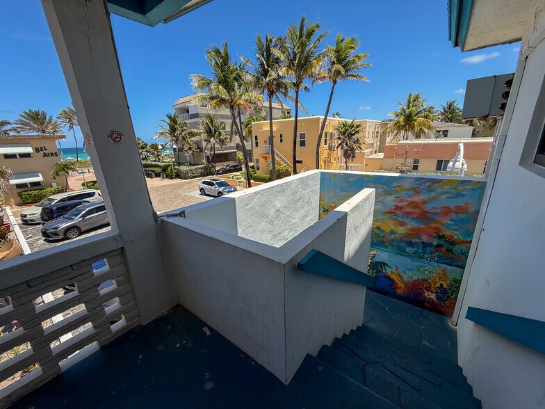 More Photos Of 315 Arthur St, Hollywood Hotel For Sale