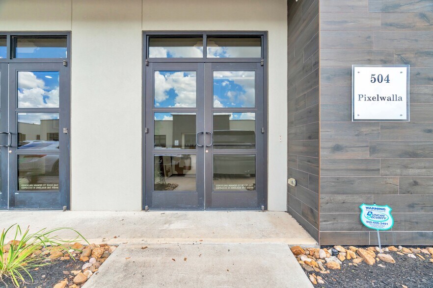 Primary Photo Of 8118 Fry Rd, Cypress Medical For Sale