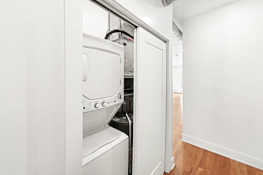 More Photos Of 112 E 43rd St, Kansas City Apartments For Sale