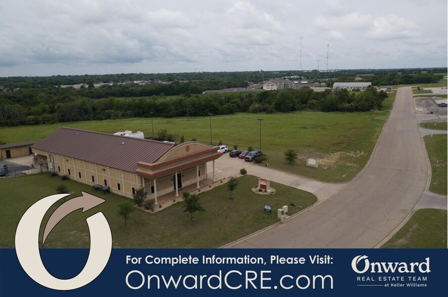 More Photos Of 688 Alliance Pky, Hewitt Medical For Lease