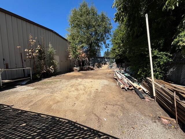 More Photos Of 6259 Eastside Rd, Redding Service For Sale