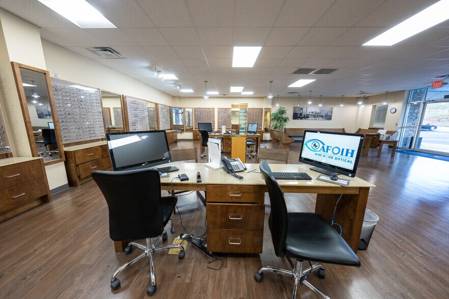 More Photos Of 1900 Golden Springs Rd, Anniston Lodge Meeting Hall For Sale