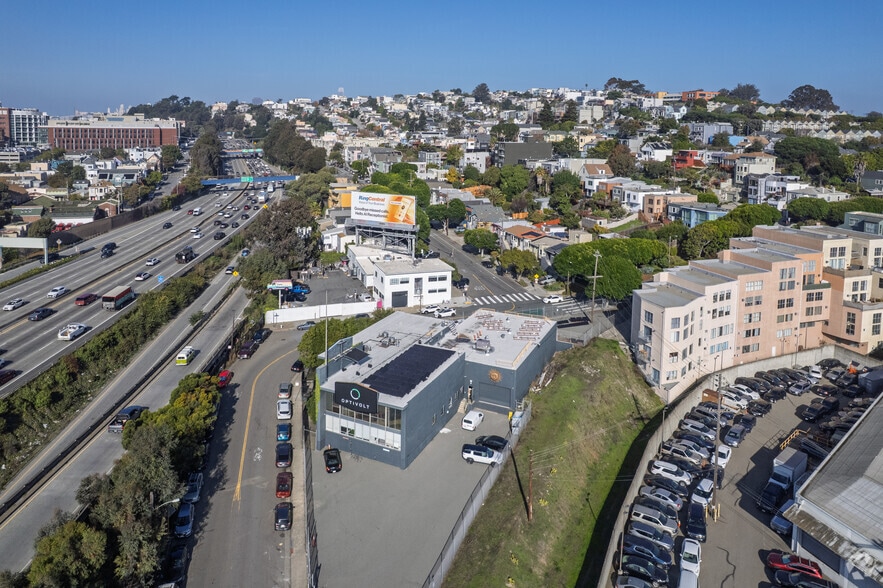 More Photos Of 1501 Vermont St, San Francisco Showroom For Lease