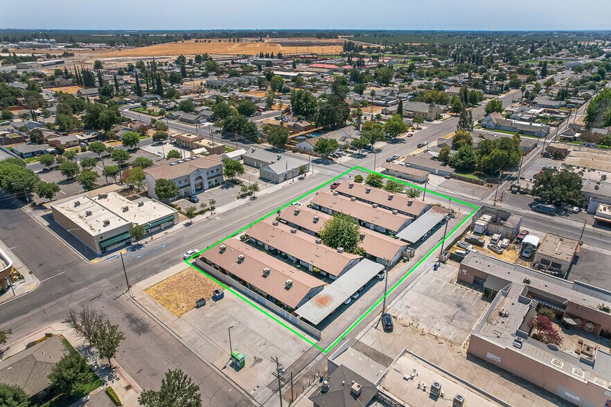 More Photos Of 408 Trinity Ave, Chowchilla Apartments For Sale