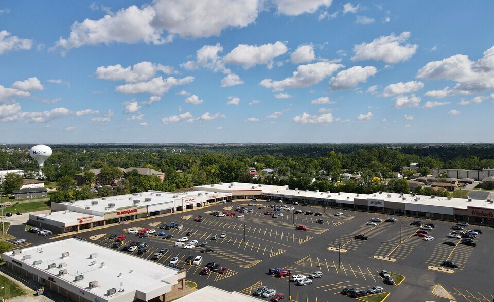 More Photos Of 1398-1470 Twixt Town Rd, Marion General Retail For Sale