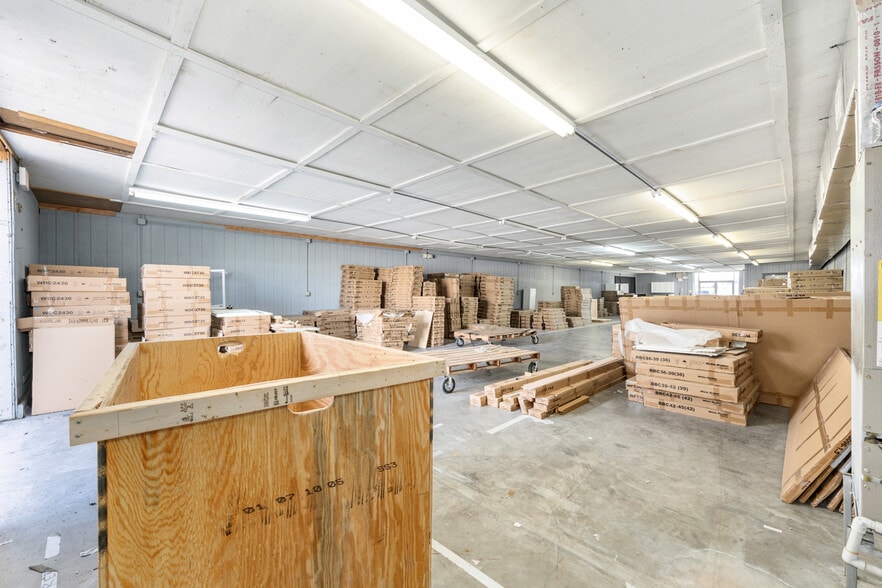 More Photos Of 818 N Magnolia Ave, Ocala Warehouse For Sale