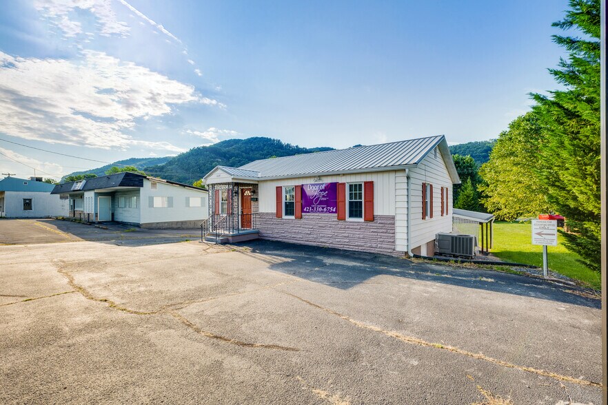 More Photos Of 1119 N Main Ave, Erwin Medical For Sale