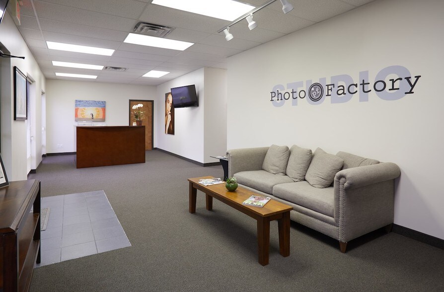 Primary Photo Of 1202 E Arapaho Rd, Richardson Unknown For Lease