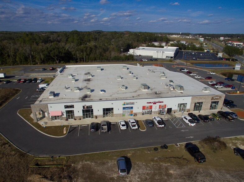 More Photos Of 1415 Ohio St, Live Oak General Retail For Lease