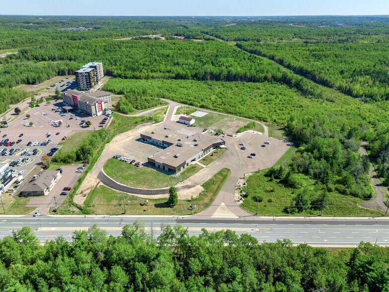 More Photos Of 555 Mapleton Rd, Moncton Light Distribution For Lease