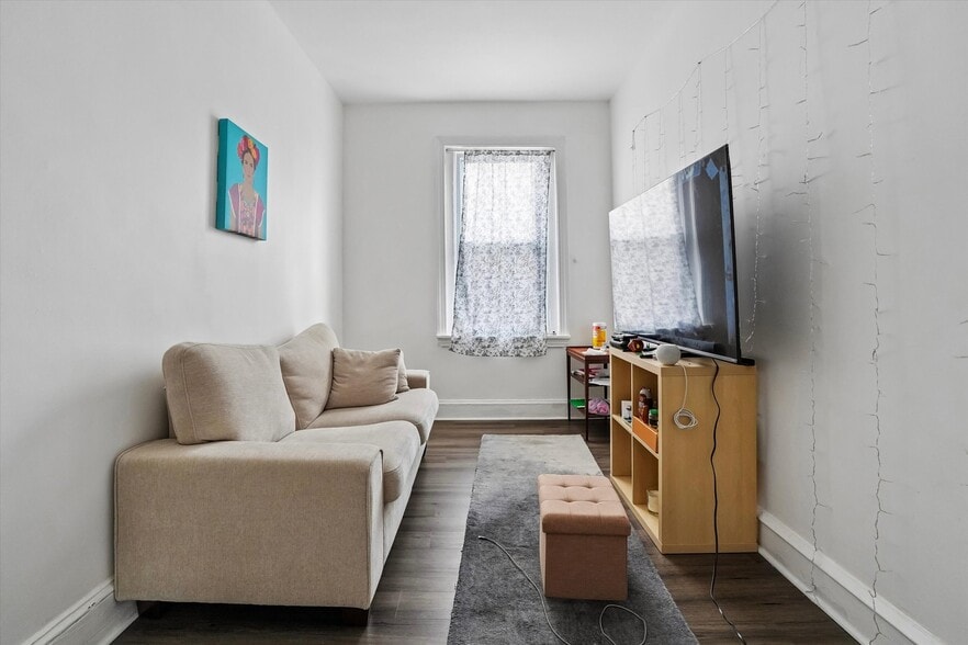 More Photos Of 2731 W Girard Ave, Philadelphia Apartments For Sale