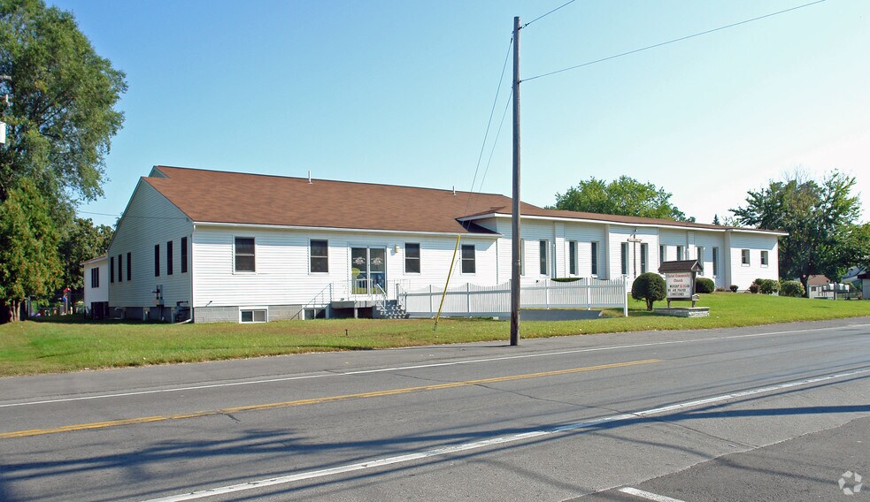 More Photos Of 2739 Hamburg St, Rotterdam Religious Facility For Lease