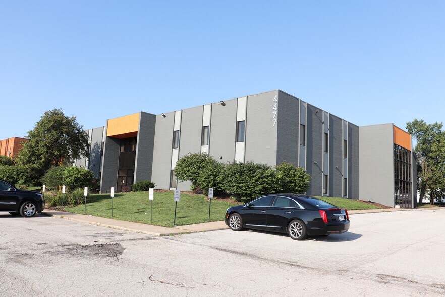 More Photos Of 4477 Woodson Rd, Woodson Terrace Coworking Space