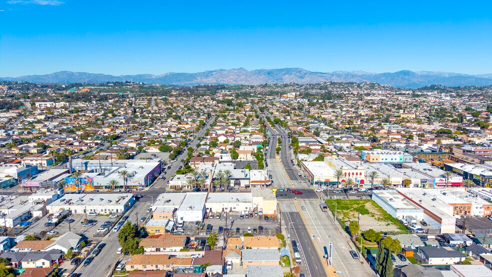 More Photos Of 4630 Whittier Blvd, Los Angeles General Retail For Sale