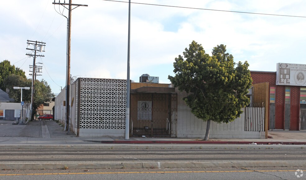 Primary Photo Of 1319 E Washington Blvd, Los Angeles Warehouse For Lease