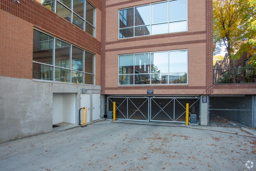 More Photos Of 308 W Rosemary St, Chapel Hill Office For Sale