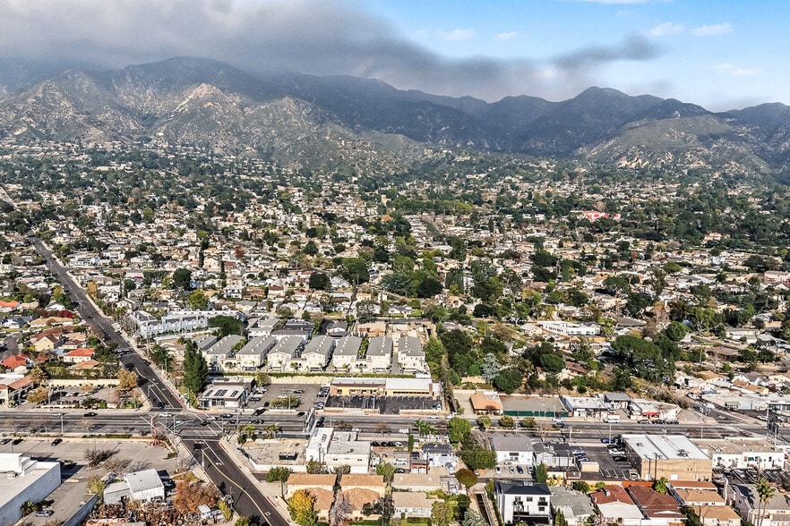 More Photos Of 2943-2947 Foothill Blvd, La Crescenta Medical For Lease