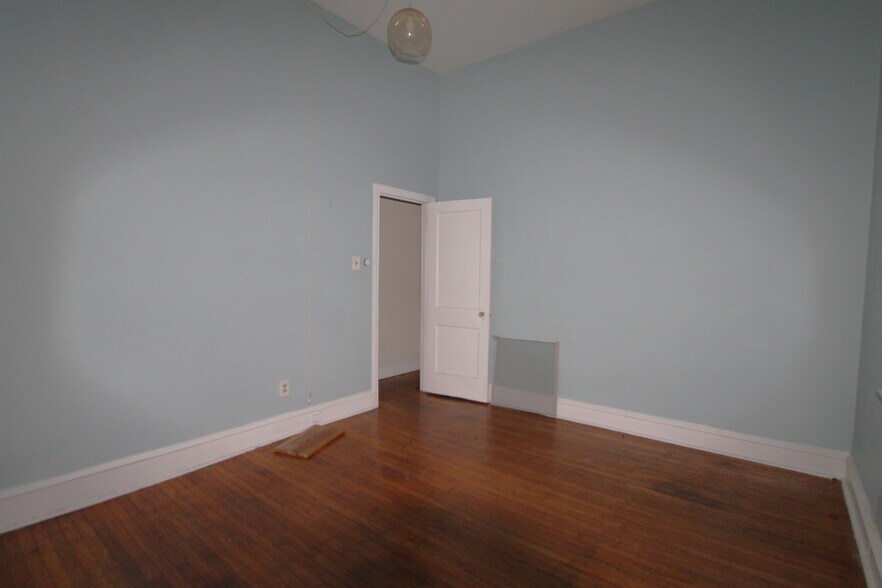 More Photos Of 5313 Baynton St, Philadelphia Apartments For Sale