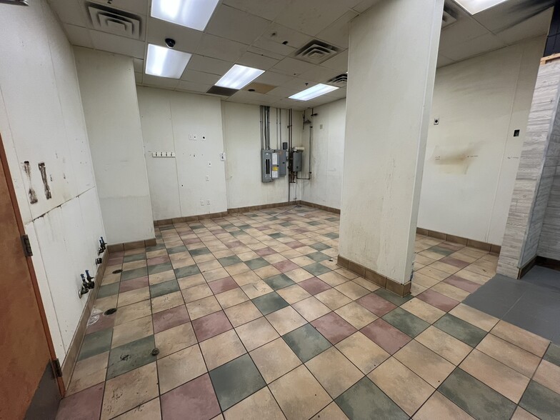 More Photos Of 13445-13501 Business Center Dr, Elk River Unknown For Lease