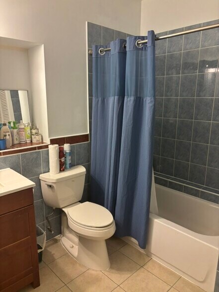More Photos Of 1018-1020 W Lehigh Ave, Philadelphia Office For Sale