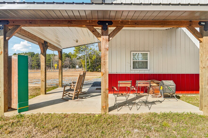 More Photos Of 510 Lillys Bridge Rd, Mount Gilead Flex For Sale