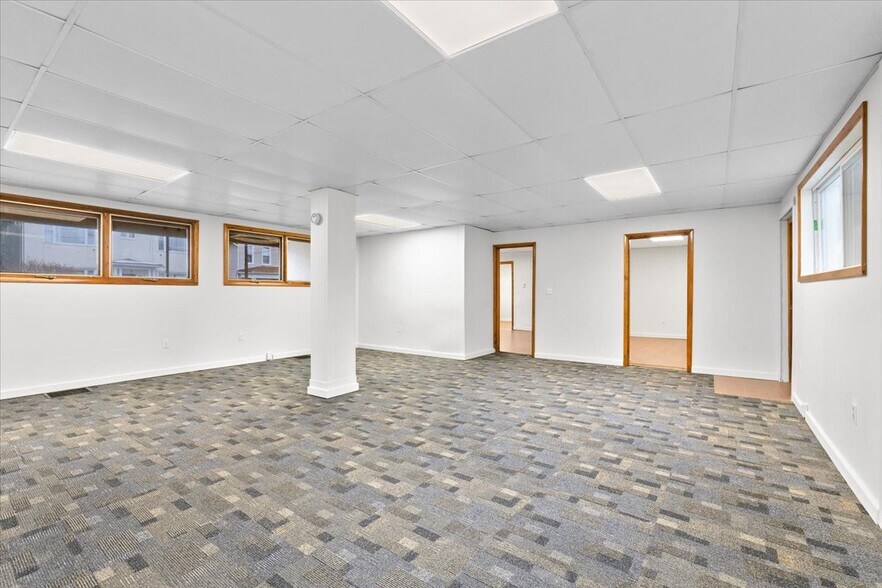 More Photos Of 622 E Market St, Scranton Office Residential For Sale