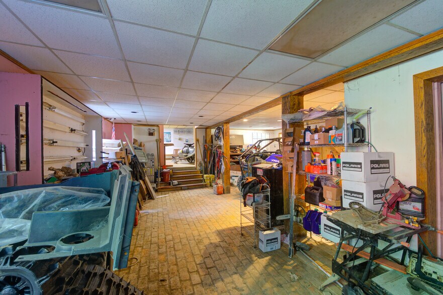 More Photos Of 170 Vermont Route 100, Bridgewater Corners Sports And Entertainment For Sale