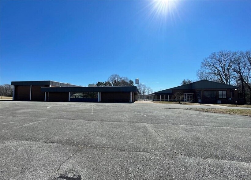 Primary Photo Of 7165 NC 89 Hwy W, Westfield Industrial For Lease
