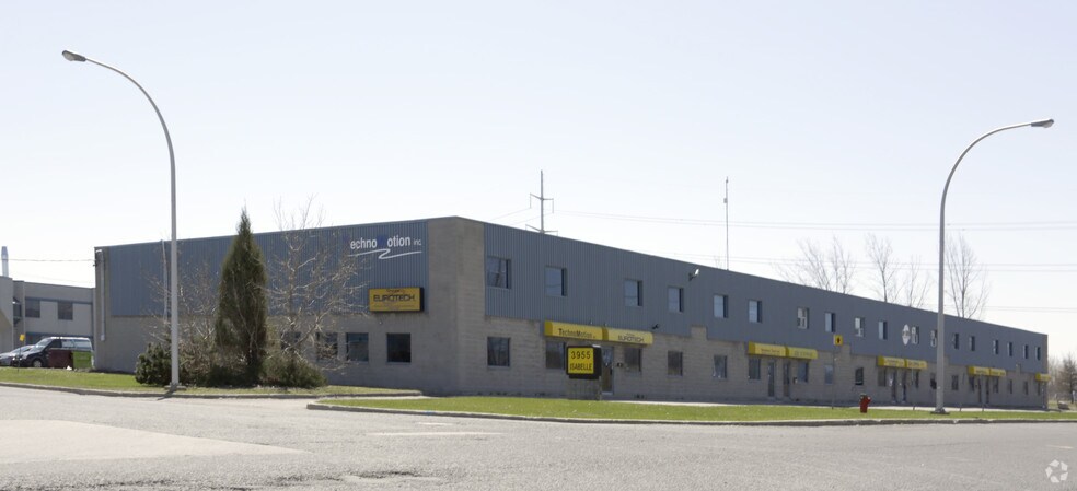 More Photos Of 3955 Rue Isabelle, Brossard Warehouse For Sale