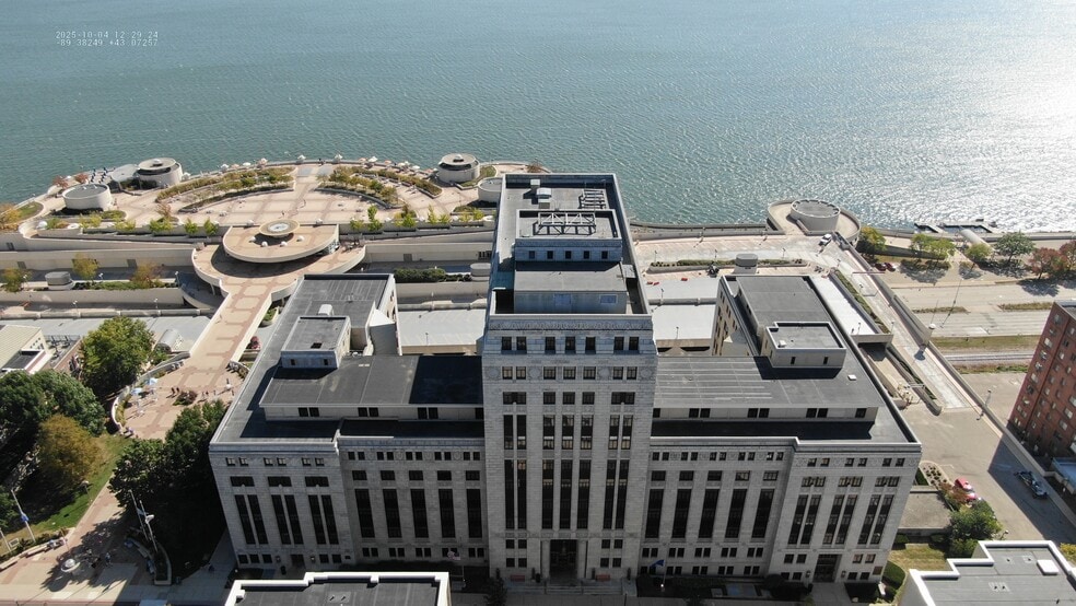 More Photos Of 1 W Wilson St, Madison Office For Sale