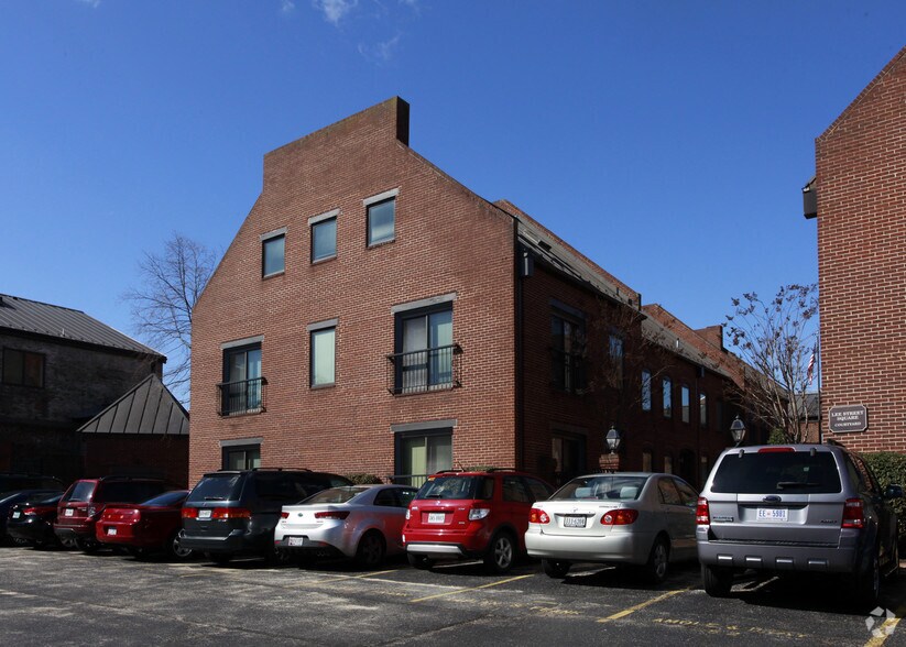 More Photos Of 415 N Lee St, Alexandria Office For Lease