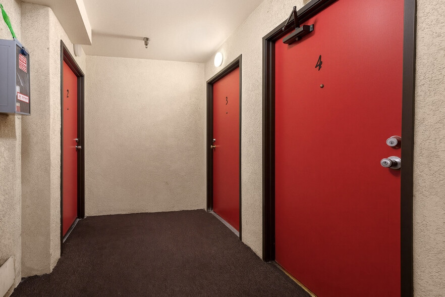 More Photos Of 2104 Mozart St, Los Angeles Apartments For Sale