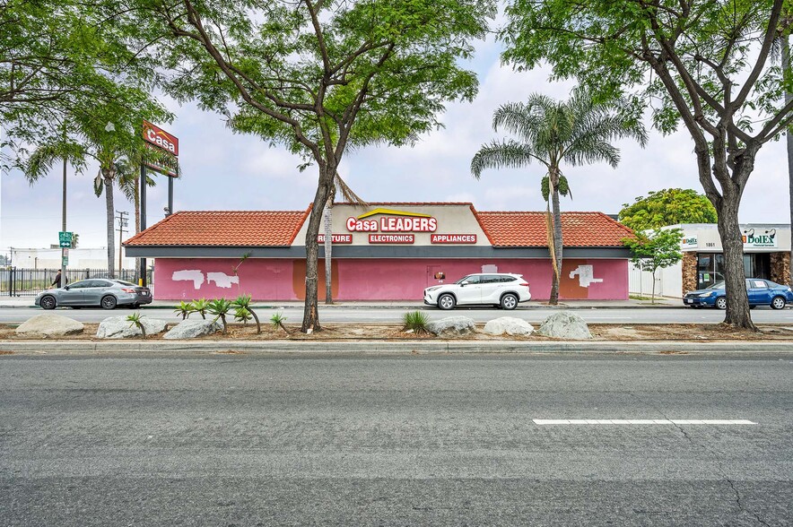 Primary Photo Of 1855 Pacific Ave, Long Beach Storefront For Lease