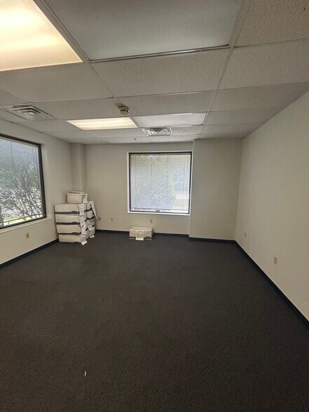 More Photos Of 2301 N Bendix Dr, South Bend Unknown For Lease