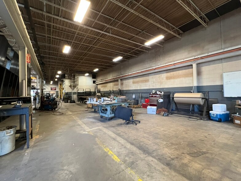 More Photos Of 1725 Racine Rd, Menasha Warehouse For Sale