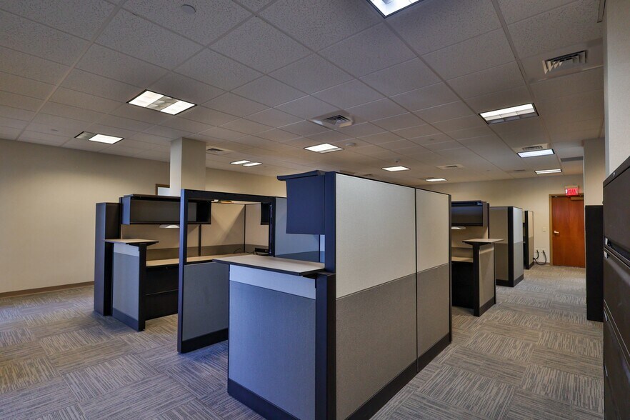 More Photos Of 1 E Broad St, Bethlehem Medical For Sale