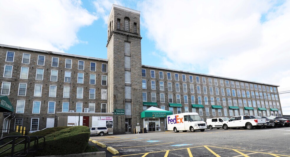 More Photos Of 657 Quarry St, Fall River Freestanding For Lease