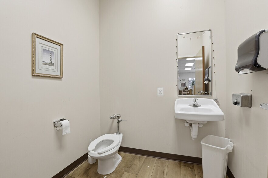 More Photos Of 10713 Tidewater Trl, Fredericksburg Schools For Sale