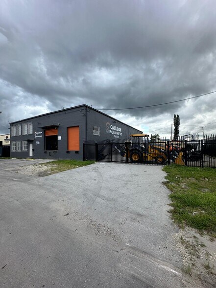 More Photos Of 5790 NW 35th Ave, Miami Industrial For Sale