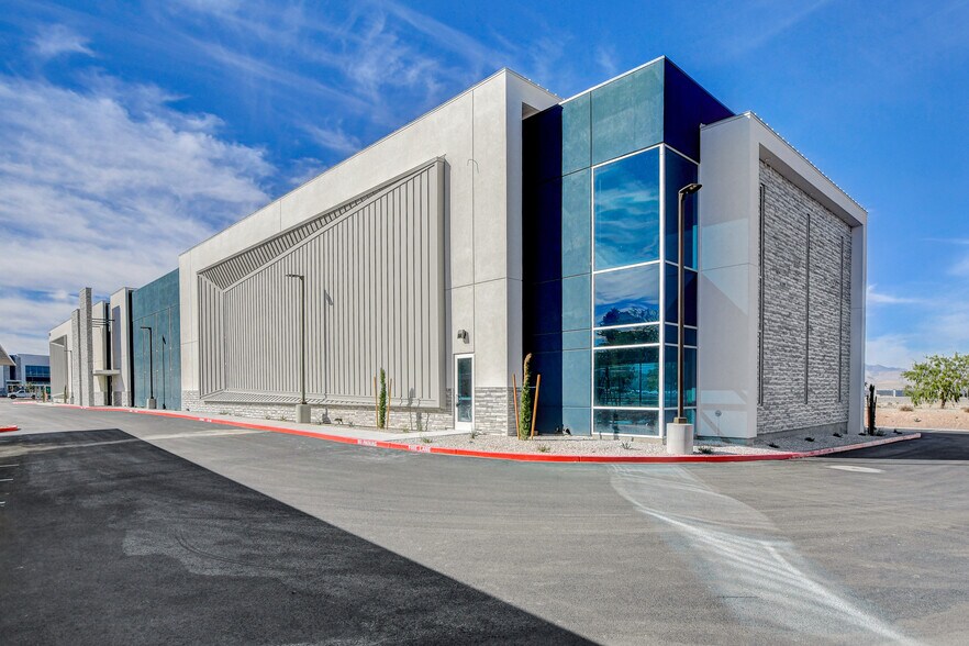 More Photos Of 1301 Seven Hills Drive, Henderson Medical For Sale